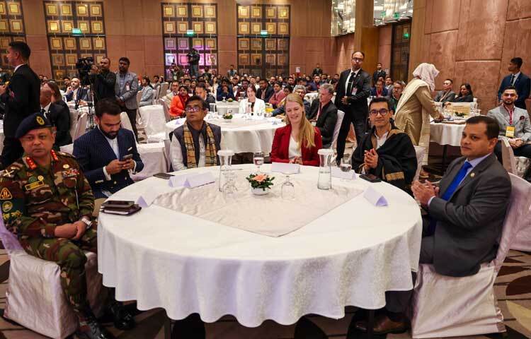 ইন্টারকন্টিনেন্টাল হোটেলে দুই দিনব্যাপী এই সামিট চলবে ২ ফেব্রুয়ারি পর্যন্ত।