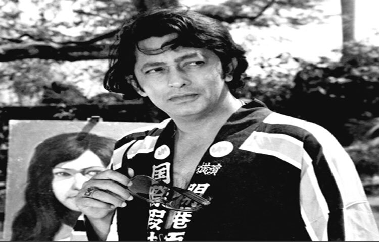 প্রথমদিকে ১৯৬৫ থেকে ১৯৬৯ পর্যন্ত বেশ কয়েকটি নাটকে নায়ক চরিত্রে অভিনয় করেন তিনি। তার অভিনীত উল্লেখযোগ্য নাটকগুলো হচ্ছে- গুপ্তধন, অর্পিতা, হিতঙ্কর, পাথরে ফুটাবো ফুল, যুবরাজ, অস্তরাগে।