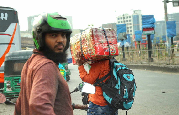 অনেকেই গ্রাম থেকে ফিরে সোজা কর্মস্থলে চলে গেছেন।