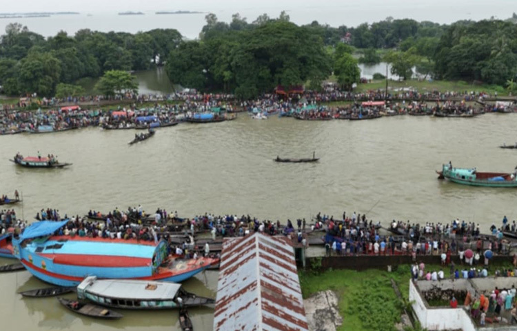 আয়োজক আইনজীবী শিশির মনির বলেন, এটা শুধু খেলা না, এটা গ্রামীণ সংস্কৃতি ও আমাদের গর্ব।