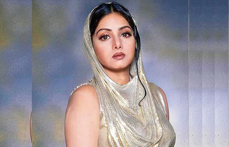 শ্রীদেবী শুধু অভিনেত্রী ছিলেন না; তিনি ছিলেন এক যুগের প্রতীক। সময়ের অতলে চলে গেলেও, পর্দার আলোয় তার ছায়া চিরকালই জীবন্ত থাকবে।