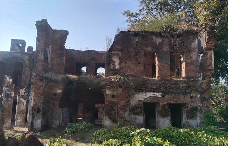 নজরুল-প্রমীলার স্মৃতিবিজড়িত তেওতা জমিদারবাড়ি