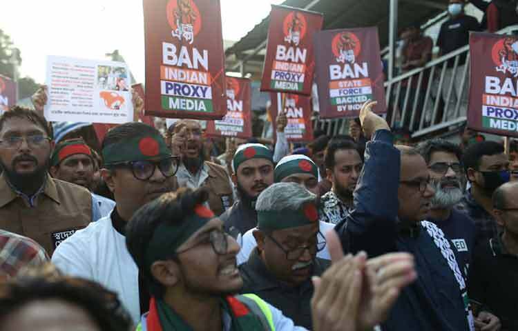 কর্মসূচির সার্বিক নেতৃত্বে আছেন জুলাই ঐক্যের সংগঠকেরা।