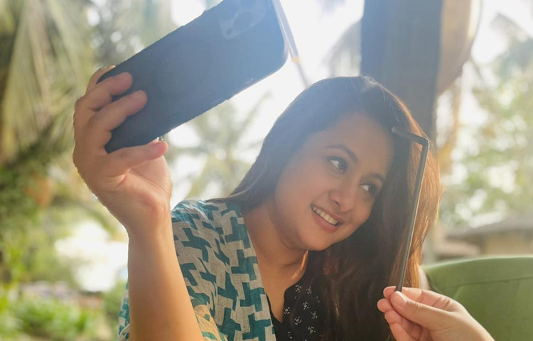 সম্প্রতি সামাজিক যোগাযোগ মাধ্যম ফেসবুকে কিছু ছবি শেয়ার করেছেন ঢাকাই চলচ্চিত্রের দর্শকপ্রিয় নায়িকা দিলারা হানিফ পূর্ণিমা। ছবি: ফেসবুক