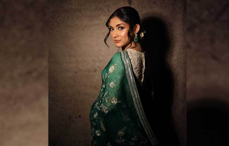 সম্প্রতি সামাজিক যোগাযোগ মাধ্যমে বেশকিছু ছবি শেয়ার করেছেন জনপ্রিয় এই অভিনেত্রী। ছবি: মেহজাবীনের ফেসবুক থেকে