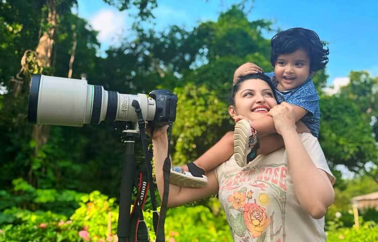 সেখানেই ছেলের সাথে কাটানো আনন্দঘন কিছু মুহূর্ত ক্যামেরাবন্দি করেছেন এই লাস্যময়ী নায়িকা। ছবি: পরীমণির ফেসবুক থেকে