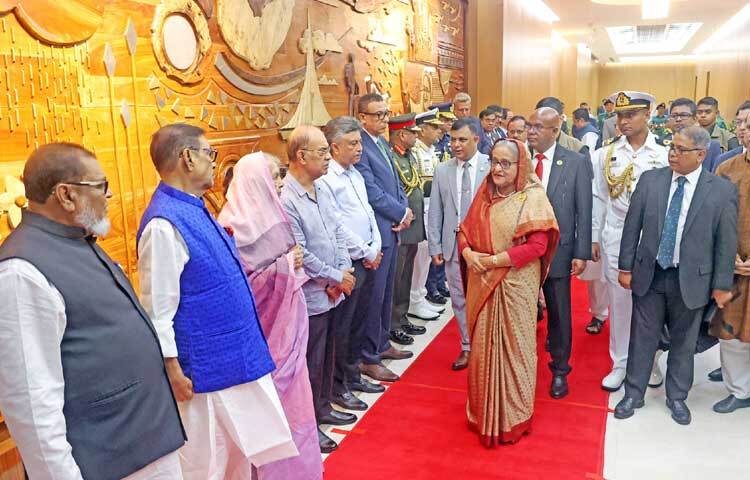 স্থানীয় সময় সন্ধ্যা ৬টায় বেইজিং ক্যাপিটাল আন্তর্জাতিক বিমানবন্দরে বিমানটির অবতরণের কথা রয়েছে। ছবি: ইয়াসিন কবির জয়