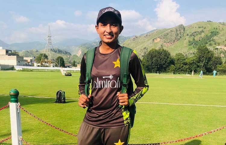 ২০১৮ সালের ৮ অক্টোবর বাংলাদেশের বিরুদ্ধে ওডিআই ম্যাচ দিয়ে আন্তর্জাতিক ক্রিকেটে অভিষেক হয়েছিল ওমাইমার। ছবি: ইনস্টাগ্রাম