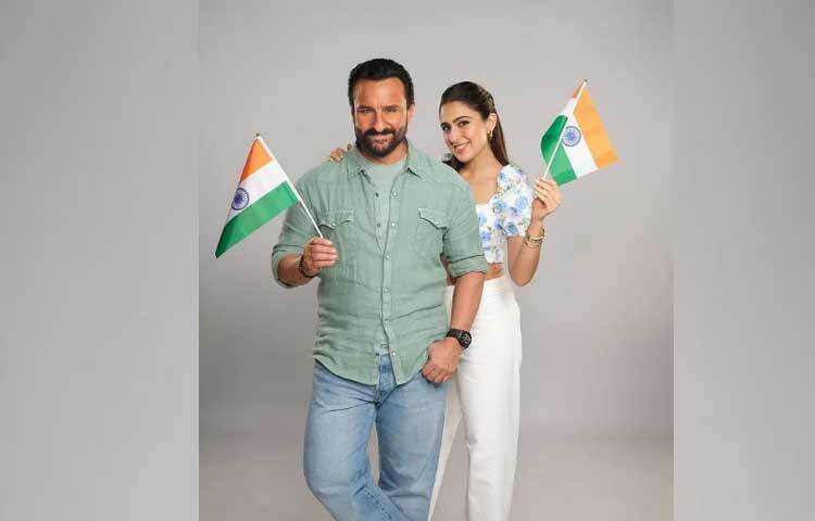 বাবার জন্মদিনের দুটি ছবি শেয়ার করে নবাব কন্যা লিখেছেন, ‘শুভ জন্মদিন আব্বা’। ছবি: ইনস্টাগ্রাম