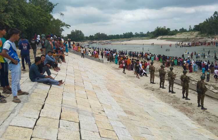 অনুষ্ঠানের নিরাপত্তার জন্য সেনাবাহিনী ছাড়াও বিজিবি, পুলিশ, র‍্যাব, আনসার ও ফায়ার সার্ভিসের সদস্যগণ নিয়োজিত ছিলেন। ছবি: ফেসবুক থেকে