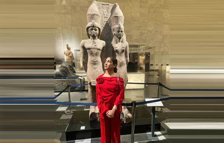 ক্যাপশনে লিখেছেন, ‘আমার কায়রো সফর সত্যিই অবিস্মরণীয় ছিল। জাদুঘরটি অন্বেষণ করা এবং অবশেষে তা দেখা অধীর আগ্রহে প্রত্যাশা ছিল।’