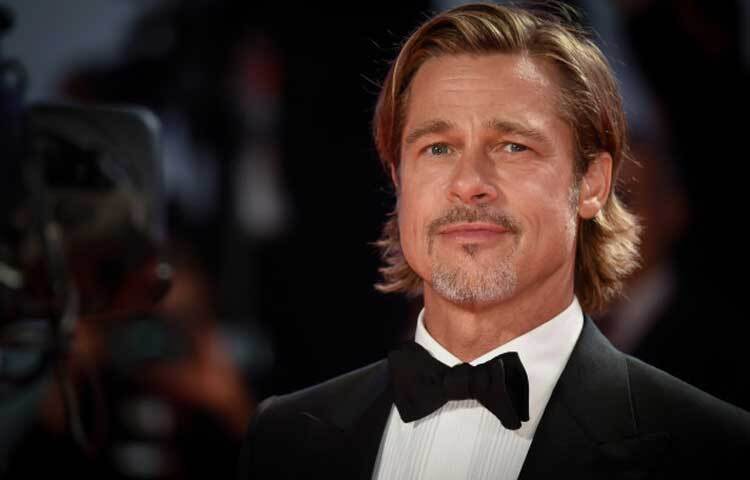 একই বছর একটা টিভি সিরিজে আত্মপ্রকাশ করেন পিট। এরপর আরও কয়েকটি টিভি সিরিজে অভিনয় করেন। ১৯৮৮ সালে মুক্তি পাওয়া ‘দ্য ডার্ক সাইড অব দ্য সান’ সিনেমায় পিট অন্যতম প্রধান চরিত্রে অভিনয় করেন।