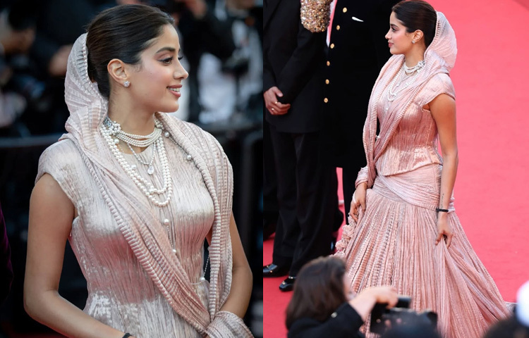 কান ফেস্টিভালের মতো আন্তর্জাতিক প্ল্যাটফর্মে দাঁড়িয়ে জাহ্নবী শুধু স্টাইল নয়, বরং ভারতীয় কারুশিল্প ও ঐতিহ্যের প্রতিনিধিত্ব করেছেন। তার এই পোশাক যেন বলে-ফ্যাশন কেবল ট্রেন্ড নয়, নিজের শিকড়কে গর্বের সঙ্গে ধারণ করার এক উপায়।