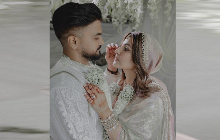 এই বিয়ে শুধুমাত্র একটি সামাজিক বন্ধন নয়, বরং এটি ভালোবাসা, সহানুভূতি ও প্রতিশ্রুতির এক অনন্য উদাহরণ। হিনা ও রকির এই সিদ্ধান্ত তাদের ভক্তদের জন্য অনুপ্রেরণার উৎস হয়ে উঠেছে।