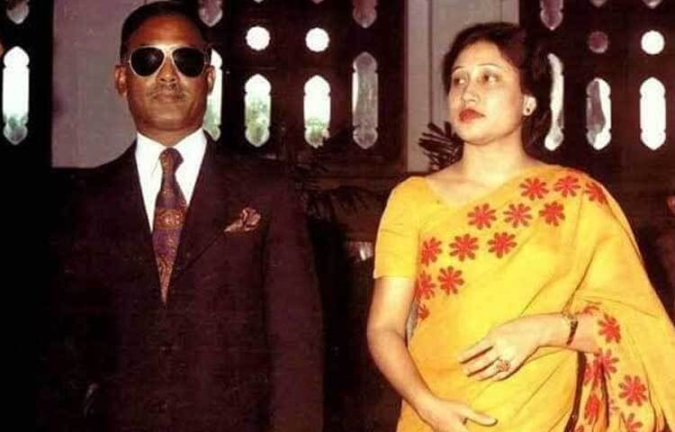 খালেদা জিয়ার প্রকৃত নাম খালেদা খানম পুতুল। ১৯৬০ সালের আগস্ট মাসে তত্কালীন সেনা কর্মকর্তা জিয়াউর রহমানের সঙ্গে বিয়ের পর তার নাম পরিবর্তন করে রাখা হয় বেগম খালেদা জিয়া। ফাইল ছবি