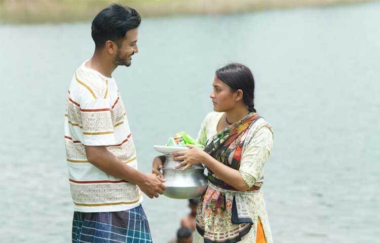 সম্প্রতি তটিনীর অভিনীত ‘দূর থেকে ভালোবাসি’ নাটকটি সবার নজর কেড়েছে।