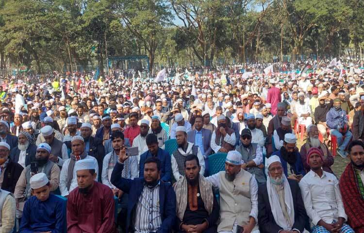 জুলাই-আগস্ট বিপ্লবের পর আওয়ামী লীগ সরকার প্রধান শেখ হাসিনার দেশ ত্যাগের মধ্য দিয়ে প্রকাশ্যে রাজনৈতিক প্রোগ্রাম সচল করে জামায়াতে ইসলামী।