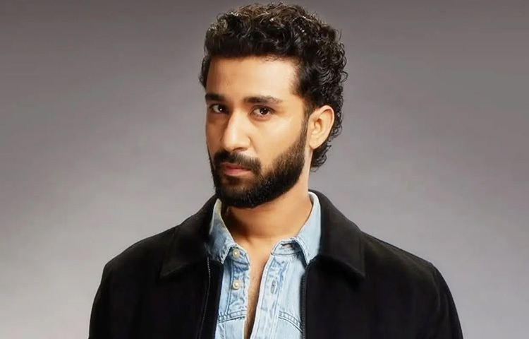 শুধু তাই নয়, বলিউডেও দেখা গেছে তাকে ‘এবিসিডি ২’, ‘নওয়াবজাদে’, ‘কিসি কা ভাই কিসি কি জান’সহ বেশ কিছু ছবিতে অভিনয় করেছেন তিনি।