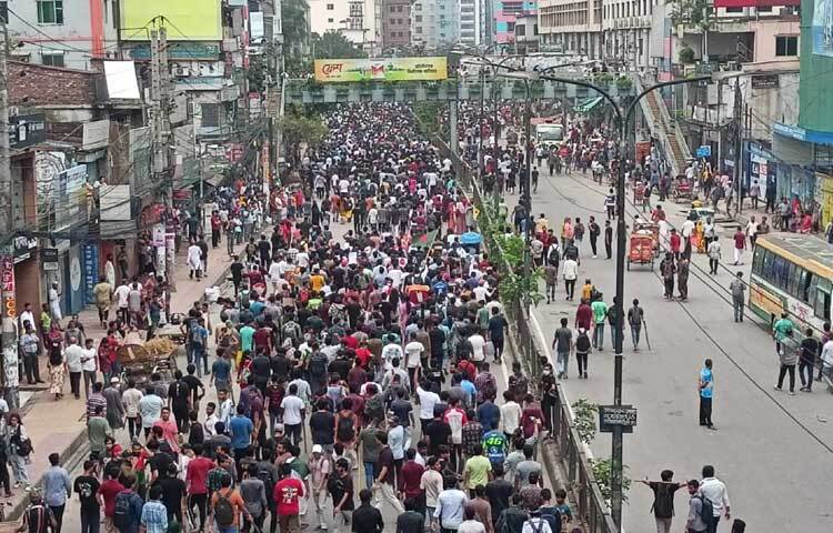 পাখির চোখে বাড্ডা লিংক রোড। ছবি: মাহবুব আলম