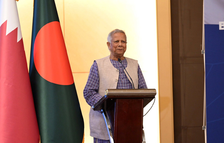 তিনি বলেন, অন্তর্বর্তীকালীন সরকার এরইমধ্যে দেশে বিনিয়োগবান্ধব পরিবেশ তৈরির লক্ষ্যে নানা পদক্ষেপ নিয়েছে এবং একটি দুর্নীতিমুক্ত ‘নতুন বাংলাদেশ’ গড়ার জন্য অঙ্গীকারবদ্ধ।