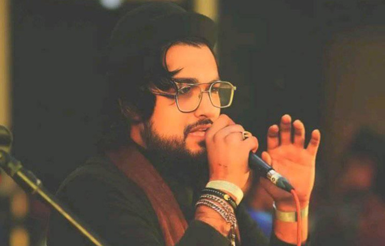 সারা বাংলাদেশে যেমন জনপ্রিয় হয় ‘তোমার মন’ ও অন্যান্য কভার, ঠিক তেমনি ইউটিউবে প্রকাশিত ‘তামশা’ গানটি প্রশংসা পেয়েও বিতর্কিত প্রতিক্রিয়া সৃষ্টি করেছিল।