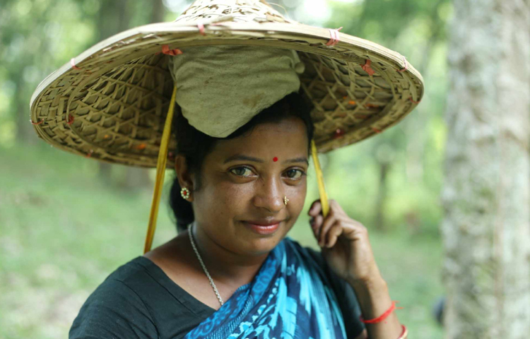 এত কষ্টের পরেও স্বামী সন্তান নিয়ে বেশ সুখেই থাকেন তারা। ছবি: মাহবুব আলম