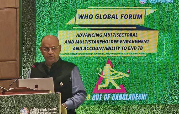 ২০৩০ সালের মধ্যে দেশ থেকে যক্ষ্মা দূর করার প্রতিশ্রুতি ব্যক্ত করেছেন স্বাস্থ্যমন্ত্রী ডা. সামন্ত লাল সেন। ছবি: পিআইডি