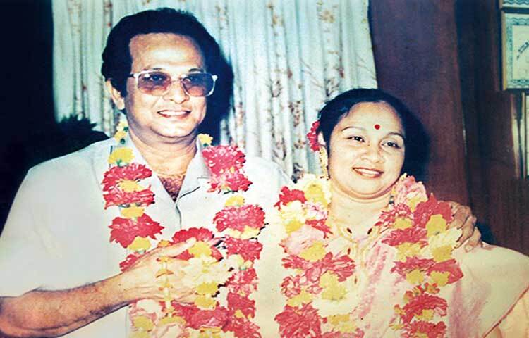 ব্যক্তি জীবনে ১৯৬২ সালে খায়রুন নেসার (লক্ষ্মী) সঙ্গে বিবাহবন্ধনে আবদ্ধ হন রাজ্জাক।