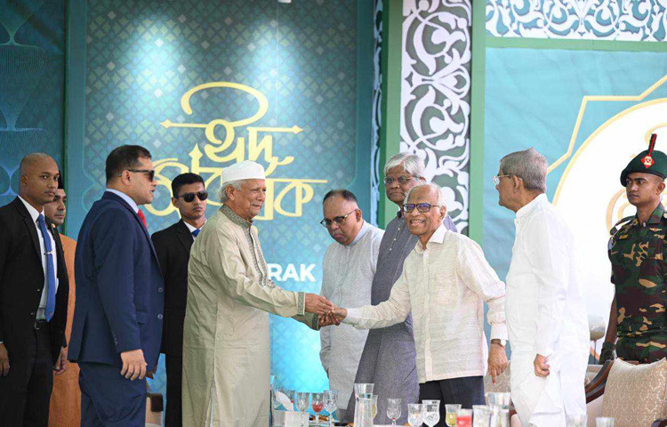 প্রধান উপদেষ্টার সিনিয়র সহকারী প্রেস সচিব ফয়েজ আহম্মদ এ তথ্য জানান।