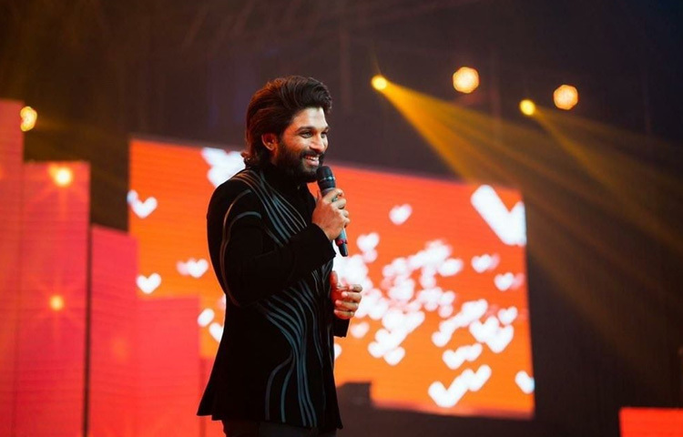 জনপ্রিয় মালয়ালম টেলিভিশন চ্যানেল এশিয়ানেট তাকে প্রবাসী রত্ন পুরস্কার প্রদান করে সম্মানিত করে। তার প্রজন্মের সেই একমাত্র তেলেগু অভিনেতা, যে প্রতিবেশী চলচ্চিত্র ইন্ডাস্ট্রিতে কাজ করে পুরস্কার লাভ করে। এই পুরস্কারের ফলে বানি টলিউডে নতুন রেকর্ড গড়ে।