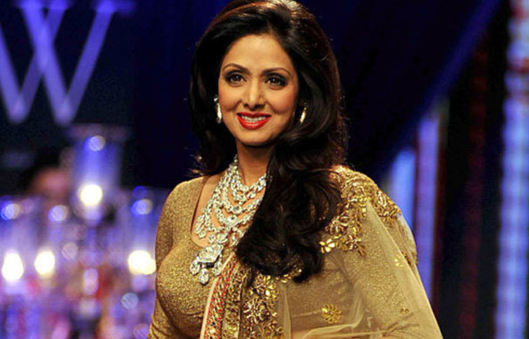 আমাদের স্মৃতিতে, চলচ্চিত্রের ইতিহাসে এবং নতুন প্রজন্মের হৃদয়ে শ্রীদেবী এক দেবী রূপে চিরকাল জ্বলজ্বলে থাকবেন।