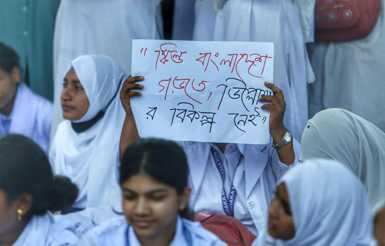 ডিপ্লোমা প্রকৌশলীদের বিক্ষোভ শুধু তাদের পেশাগত দাবির প্রতিফলন নয়, বরং এটি রাষ্ট্র এবং শিক্ষাগত ব্যবস্থার প্রতি তাদের আস্থা ও নিরাপত্তার দাবি।