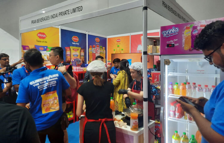 প্রদর্শনীতে প্রাণ প্রায় ৫০০ ধরনের ভোক্তা খাদ্যপণ্য প্রদর্শন করছে, যার মধ্যে রয়েছে জুস, বেকারি, বিস্কুট, কনফেকশনারি, নুডলস, চাটনি, সস, চকলেট, অন্যান্য রেডিমেইড ফুড আইটেম।