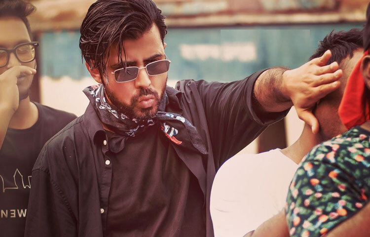 ছোটপর্দায় থেমে থাকেননি এই গুণী শিল্পী। কাজ করেছেন ওয়েব সিরিজ ও সিনেমায়। ওয়েব প্ল্যাটফর্মে আসার পর বহু অভিনেতাই দোটানায় ছিলেন এ জায়গা কি তাদের জন্য নতুন চ্যালেঞ্জ হবে? কিন্তু নিশো এ পথকেও নিজের শক্তির জায়গায় পরিণত করেছেন।