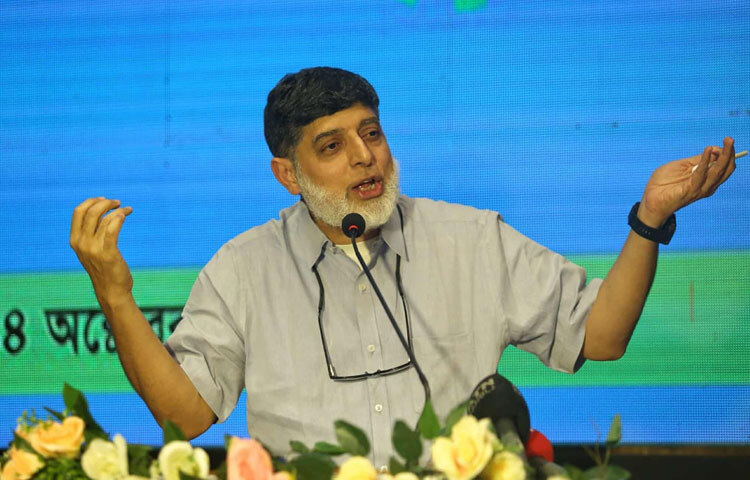 শীর্ষস্থানীয় শিল্পগ্রুপ প্রাণ-আরএফএলের চেয়ারম্যান ও প্রধান নির্বাহী কর্মকর্তা (সিইও) আহসান খান চৌধুরী বলেছেন, দেশের পণ্যের ক্ষেত্রে যে স্ট্যান্ডার্ড বা মান প্রণয়ন করা হচ্ছে, অনেকক্ষেত্রে সেটি বিশ্বের অন্য উন্নত দেশগুলোর মানের সঙ্গে মিলছে না। যে কারণে পণ্য রপ্তানি ব্যাহত হচ্ছে। তিনি বাংলাদেশে পণ্য, সেবা বা প্রক্রিয়ার মান নির্ধারণ করা একমাত্র প্রতিষ্ঠান বাংলাদেশ স্ট্যান্ডার্ডস অ্যান্ড টেস্টিং ইনস্টিটিউশনকে (বিএসটিআই) আন্তর্জাতিক মানের পণ্যমান প্রণয়নের আহ্বান জানিয়েছেন।