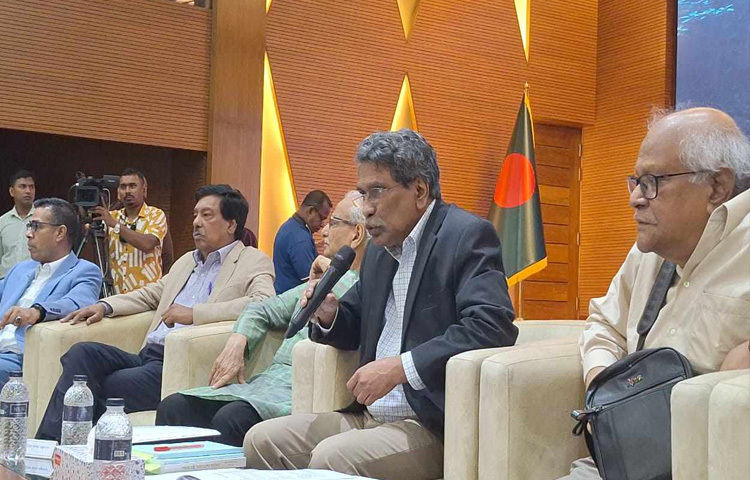 আগামী জুলাই মাসের মধ্যে ‘জুলাই সনদ’ তৈরি করতে পারবেন বলে জানিয়েছেন জাতীয় ঐকমত্য কমিশনের সহসভাপতি আলী রীয়াজ। ছবি: মফিজুল সাদিক