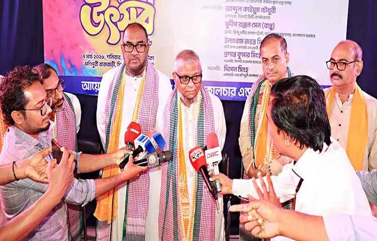 শ্রম ও কর্মসংস্থান এবং প্রবাসীকল্যাণ ও বৈদেশিক কর্মসংস্থান মন্ত্রী আরিফুল হক চৌধুরী বলেছেন, সিলেটের আইনশৃঙ্খলা পরিস্থিতির যারা অবনতি ঘটাচ্ছে তাদের কোনোভাবেই ছাড় দেওয়া হবে না। আমরা প্রশাসনকে নির্দেশ দিয়েছি, ছিনতাইকারীদের গ্রেফতার করে আইনের আওতায় আনতে।