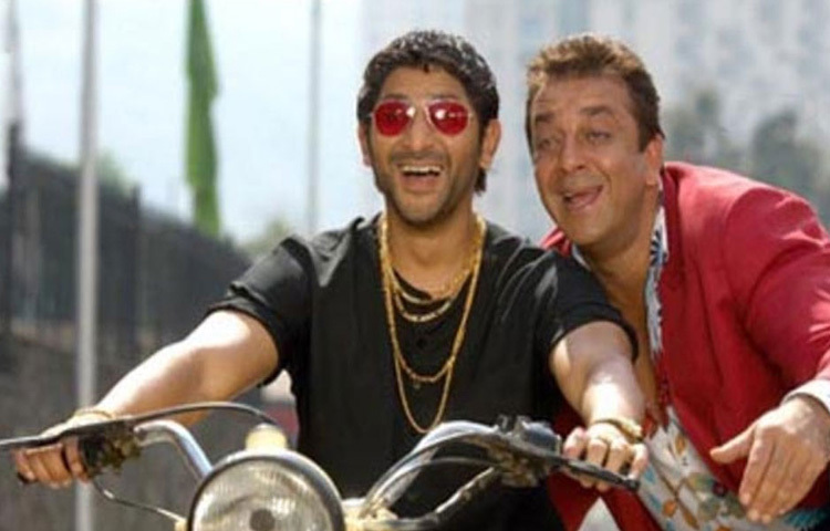 ‘মুন্নাভাই এমবিবিএস’ ছবিতে ‘সার্কিট’ চরিত্রে অভিনয়ের পর তুমুল জনপ্রিয়তা পান এই অভিনেতা।