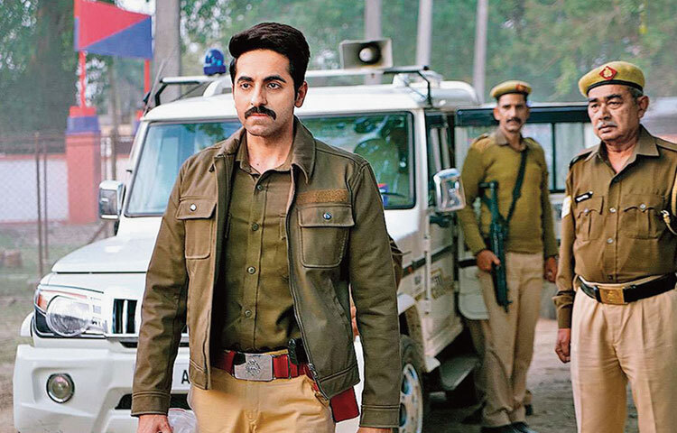 ‘আর্টিকেল ১৫’-এ বর্ণবৈষম্য ও সামাজিক ন্যায়বিচারের বার্তা।