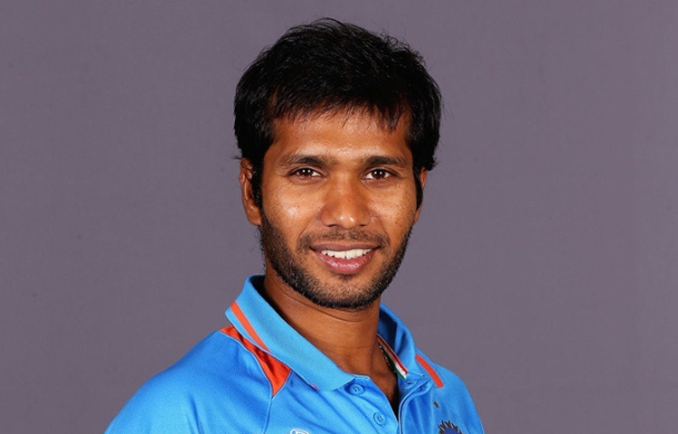 এই ক্রিকেটারের পুরো নাম অশোক ভীমচন্দ্র দিন্দা।