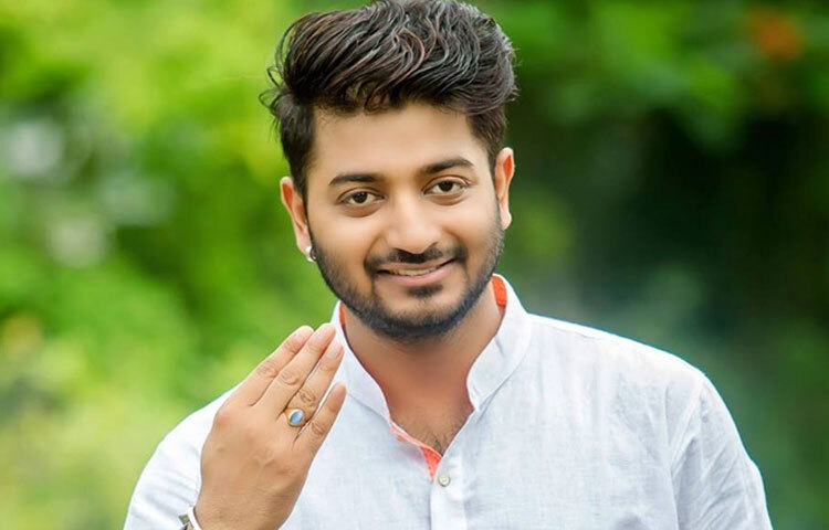 অভিনয় শেখা, নিজেকে গড়ে তোলা, ক্যামেরার সামনে আত্মবিশ্বাস সঞ্চয় সবই ছিল তার নিঃশব্দ পরিশ্রমের অংশ। বাপ্পীর অদম্য ইচ্ছাশক্তি এবং স্বপ্নের প্রতি একাগ্রতা তাকে প্রথম সুযোগ এনে দেয় ঢালিউডে।