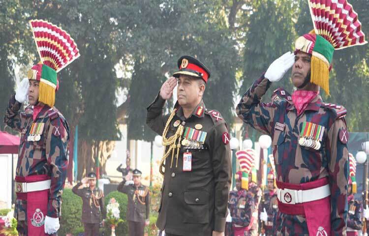 বর্ডার গার্ড বাংলাদেশ (বিজিবি) যথাযোগ্য মর্যাদায় মহান বিজয় দিবস-২০২৪ উদযাপন করেছে। এ উপলক্ষে বিজিবি সদর দপ্তরসহ বাহিনীর সব রিজিয়ন, প্রতিষ্ঠান, সেক্টর ও ইউনিটে কর্মসূচি পালন করা হয়। ছবি: তৌহিদুজ্জামান তন্ময়