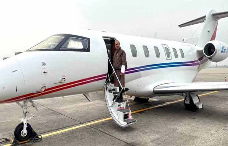 বাংলাদেশের সাবেক প্রধানমন্ত্রী ও বিএনপির চেয়ারপারসন বেগম খালেদা জিয়াকে শেষ শ্রদ্ধা জানিয়ে ঢাকা ত্যাগ করেছেন ভুটানের পররাষ্ট্রমন্ত্রী লিয়েন পো ডিএন ডুঙ্গেল।