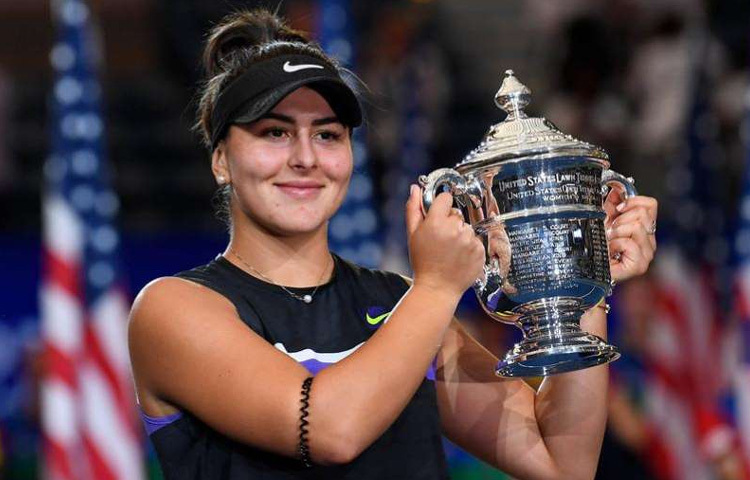 সেরেনা উইলিয়ামসের মতো কিংবদন্তিকে হারিয়ে যখন তিনি ইউএস ওপেন জিতলেন, তখন সারা দুনিয়া বিস্ময়ে তাকিয়েছিল।