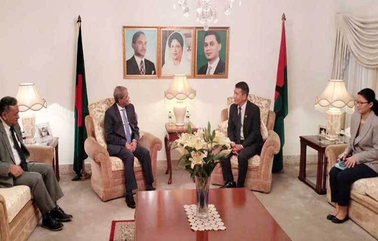 বিএনপি নেতাদের সঙ্গে বৈঠকে বসেছেন ঢাকায় নিযুক্ত ভূটানের রাষ্ট্রদূত রিনচেন কুয়েনসিল।