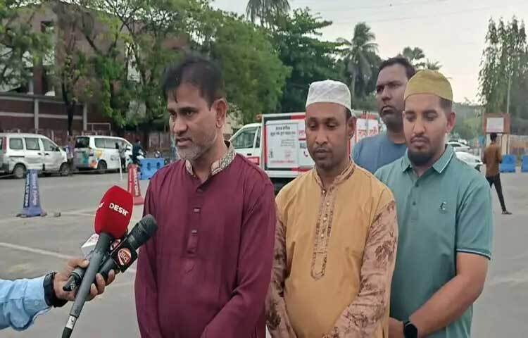 ইরানের সঙ্গে ইসরায়েল ও যুক্তরাষ্ট্রের চলমান যুদ্ধে নিহত প্রবাসী বাংলাদেশি মোশাররফ হোসেনের মরদেহ দেশে এসেছে। সকাল ১০টা ৪৮ মিনিটে তাকে বহন করা সৌদি এয়ারলাইন্সের উড়োজাহাজ ঢাকার হযরত শাহজালাল আন্তর্জাতিক বিমানবন্দরে অবতরণ করে।