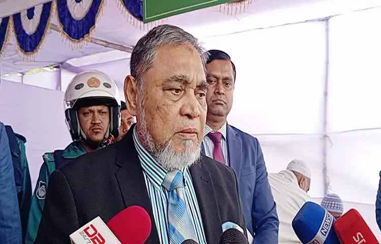 আসন্ন নির্বাচনে কিছু প্রার্থীর মনোনয়ন ফরম বাতিলের পর চলমান আপিল কার্যক্রম নিয়ে তাদের বিভিন্ন অভিযোগ প্রসঙ্গে প্রধান নির্বাচন কমিশনার (সিইসি) এ এম এম নাসির উদ্দিন বলেছেন, নির্বাচন কমিশন ইনসাফে বিশ্বাসী এবং সবাই নির্বাচন কমিশনের কাছ থেকে ন্যায়বিচার পাবেন।