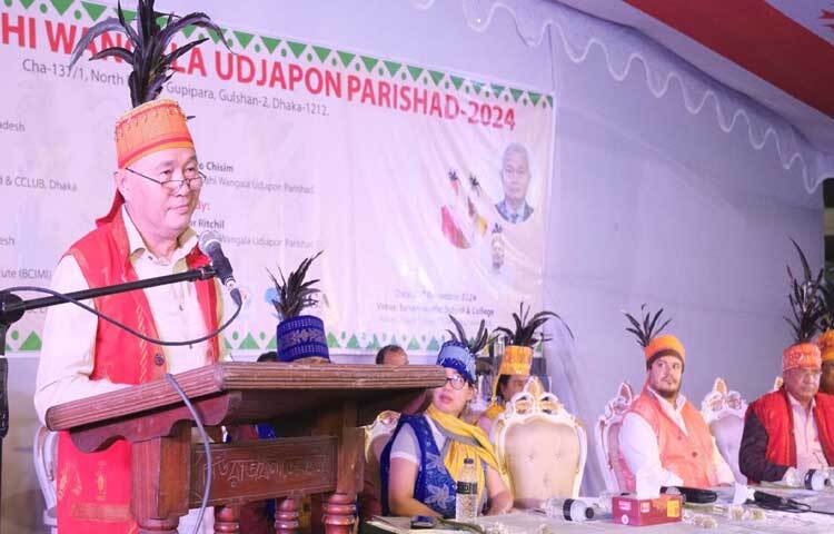 পার্বত্য চট্টগ্রাম বিষয়ক উপদেষ্টা সুপ্রদীপ চাকমা রাজধানীর বনানী মডেল স্কুল অ্যান্ড কলেজ মাঠে গারো ঐতিহ্যবাহী ওয়ানগালা-২০২৪ উদযাপন উপলক্ষ্যে আয়োজিত অনুষ্ঠানে প্রধান অতিথির বক্তৃতা করেন। ছবি: পিআইডি