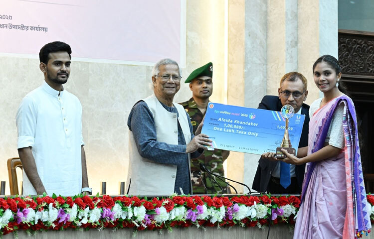 তিনি বলেন, আজ আমরা তারুণ্যের শক্তিকে উদযাপন করছি। এটিই আমাদের জাতির চালিকাশক্তি। আমি দৃঢ়ভাবে বিশ্বাস করি যখন একটি দেশের যুবসমাজ সক্রিয় থাকে, উদ্যমী এবং উদ্ভাবনী শক্তিতে বলীয়ান হয়, তখন কোনো প্রতিবন্ধকতাই তাদের অগ্রযাত্রাকে থামিয়ে রাখতে পারে না।