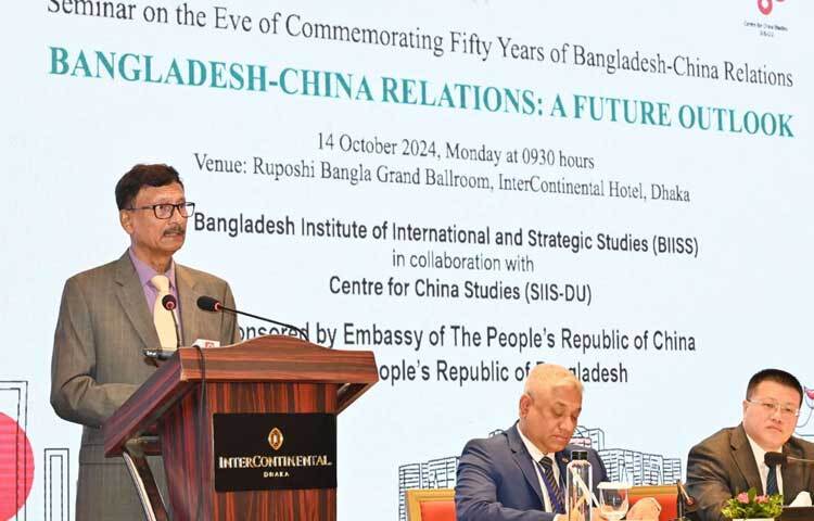 অন্তর্বর্তী সরকারের পররাষ্ট্রবিষয়ক উপদেষ্টা মো. তৌহিদ হোসেন বলেছেন, চীনের সঙ্গে সামরিক যোগাযোগ বাড়াতে চায় বাংলাদেশ। রোহিঙ্গাদের মিয়ানমারে ফেরত পাঠানোই একমাত্র সমাধান। এ কাজে বাংলাদেশ চীনের আরও আন্তরিক ও সক্রিয় ভূমিকা প্রত্যাশা করে। ছবি: ইসমাইল হোসেন রাসেল